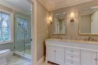 A gorgeous bathroom