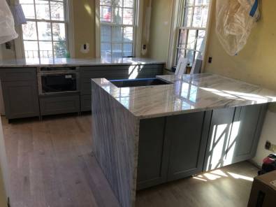 Gorgeous countertop island