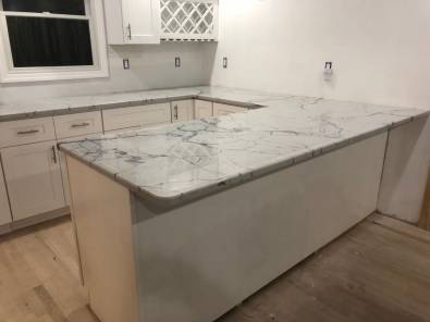 Kitchen countertop in stunning Calacatta Lago